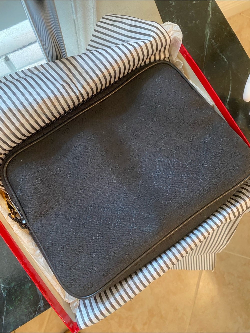 Vintage Gucci toiletry/cosmetics bag.